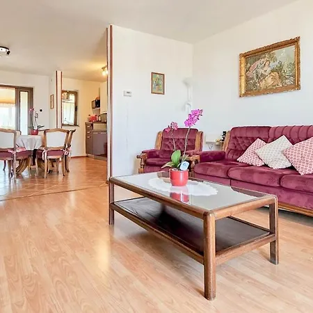 Casa Klara * Buzinija